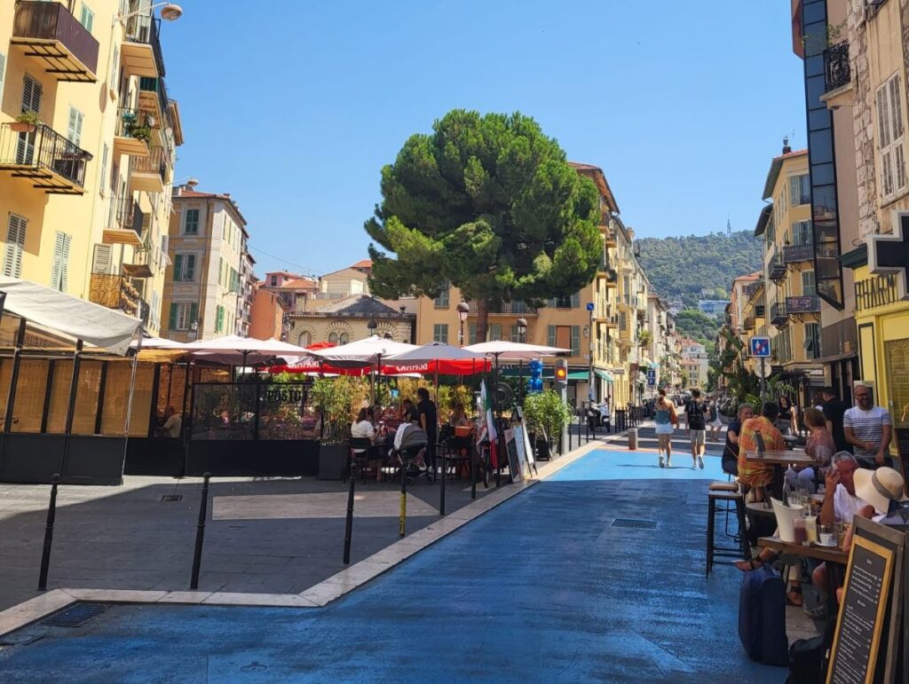 La Place du Pin à Nice