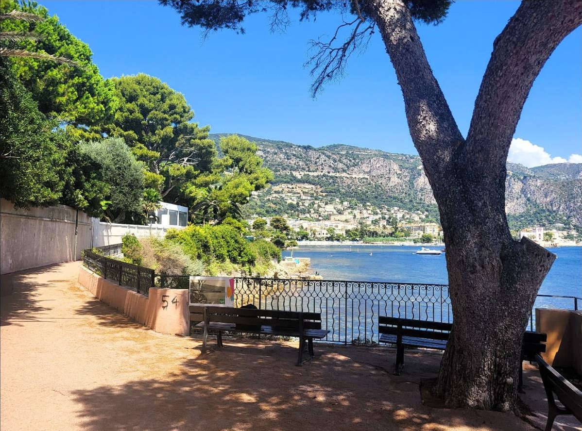 La promenade Maurice Rouvier et sa vue imprenable sur la Baie des Fourmis