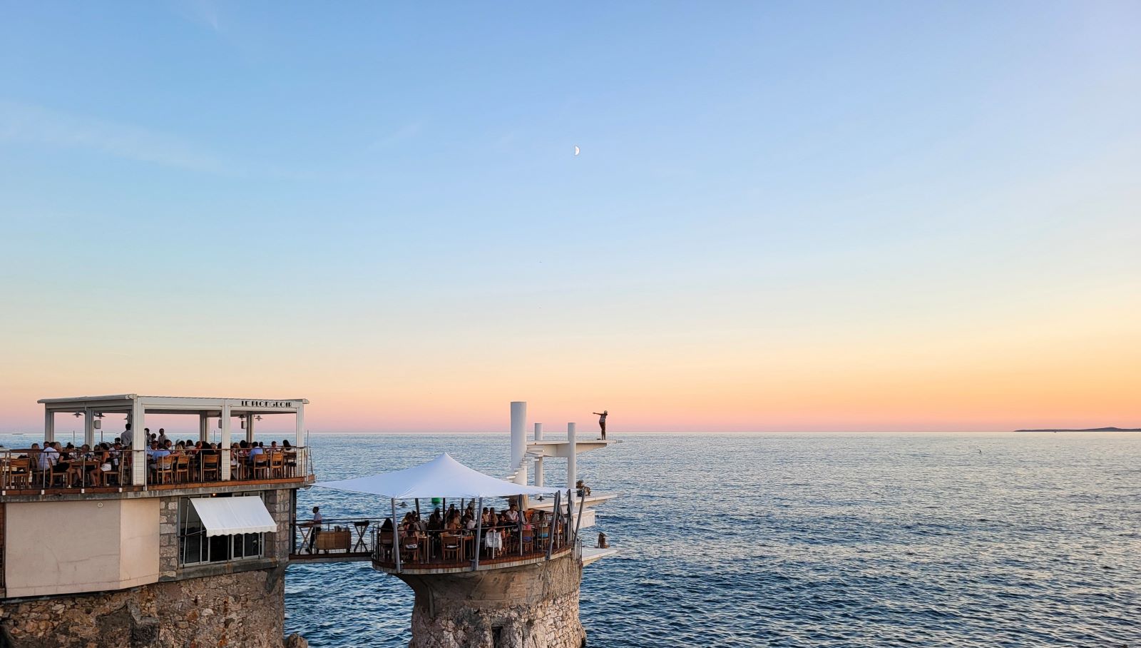 Vue panoramique sur la Côte d'Azur