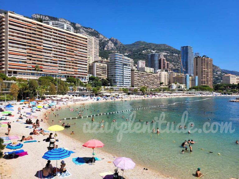 La plage du Larvotto à Monaco