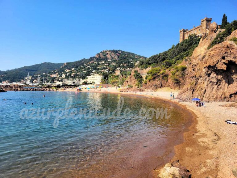 La plage de la Rague à Mandelieu-la-Napoule