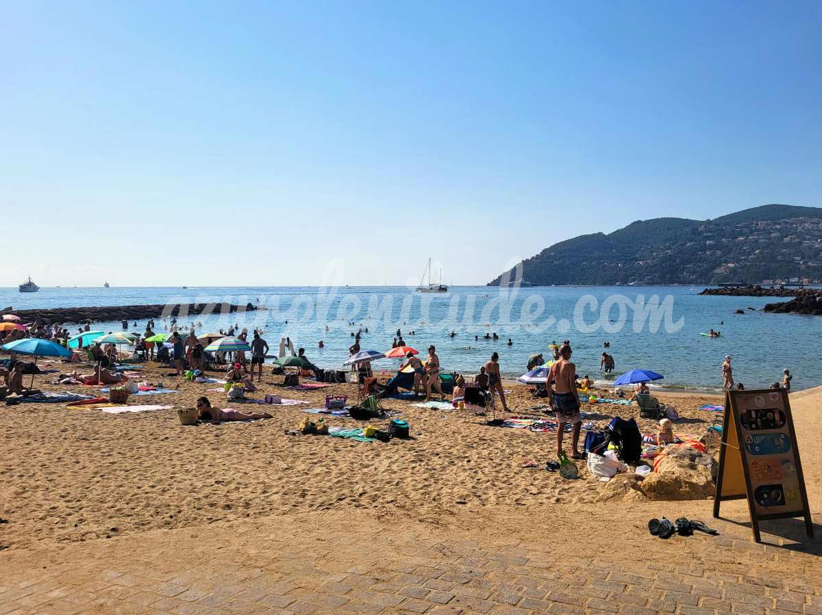 The golden sand of Raguette Beach